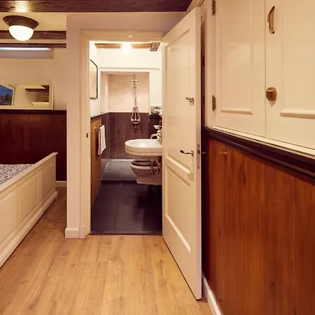 Realeneiland Bed & Breakfast Amsterdam