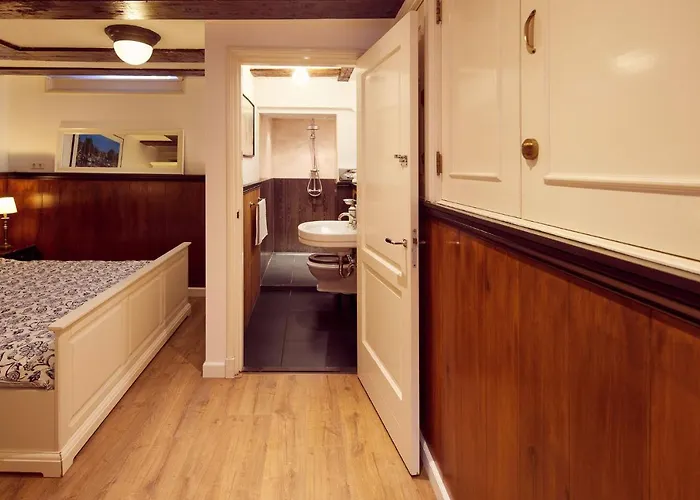 Realeneiland Bed & Breakfast Amsterdam